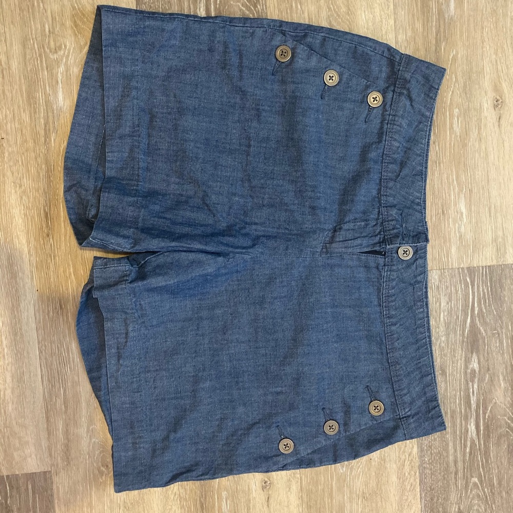 Woman’s shorts